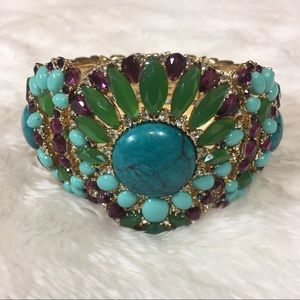 🌷NewPriceCut🌷Multistone goldtone stretchBracelet